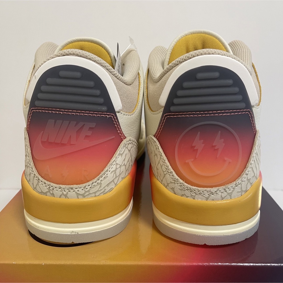 NIKE(ナイキ)の28.0 J Balvin × Nike Air Jordan3 Sunset メンズの靴/シューズ(スニーカー)の商品写真