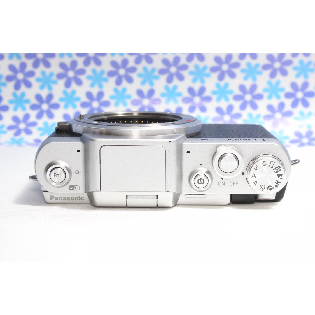 Panasonic - Wi-Fi内蔵☆LUMIX DC-GF7☆高画質☆動画撮影☆人気の