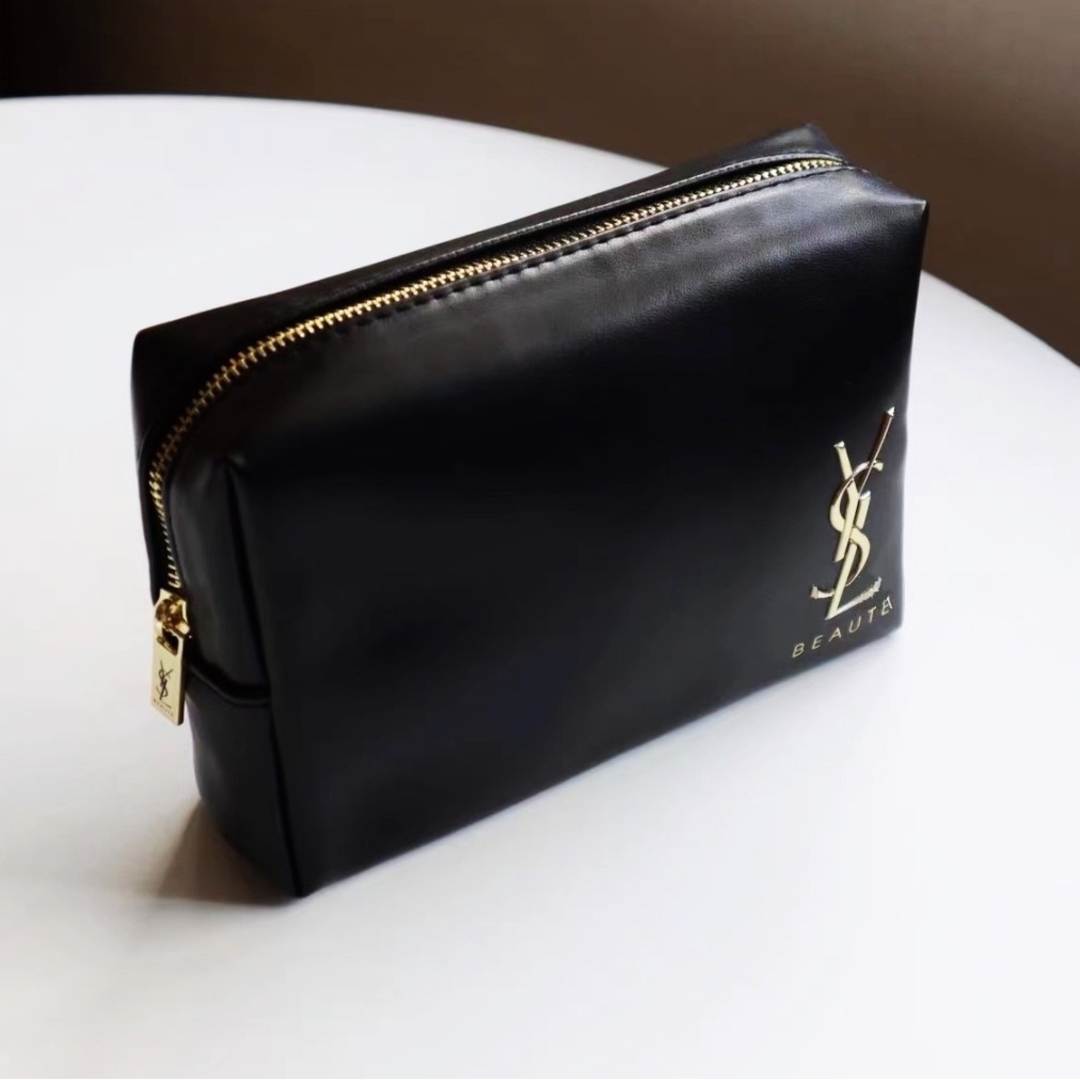 Yves Saint Laurent - 新品 イヴサンローラン ノベルティ ポーチ