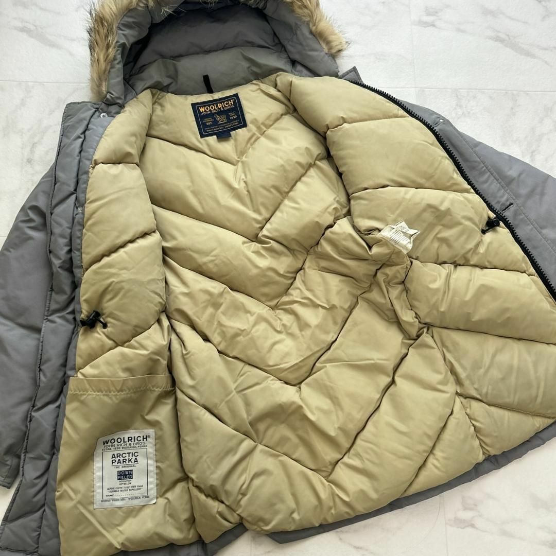 WOOLRICH(ウールリッチ)のWOOLRICH ARCTIC PARKA グレー 60/40 クロスアメリカ製 メンズのジャケット/アウター(ダウンジャケット)の商品写真