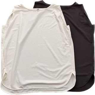 UNIQLO - アイアイ様専用☆UNIQLO レーヨンブラウス(半袖)の通販 by