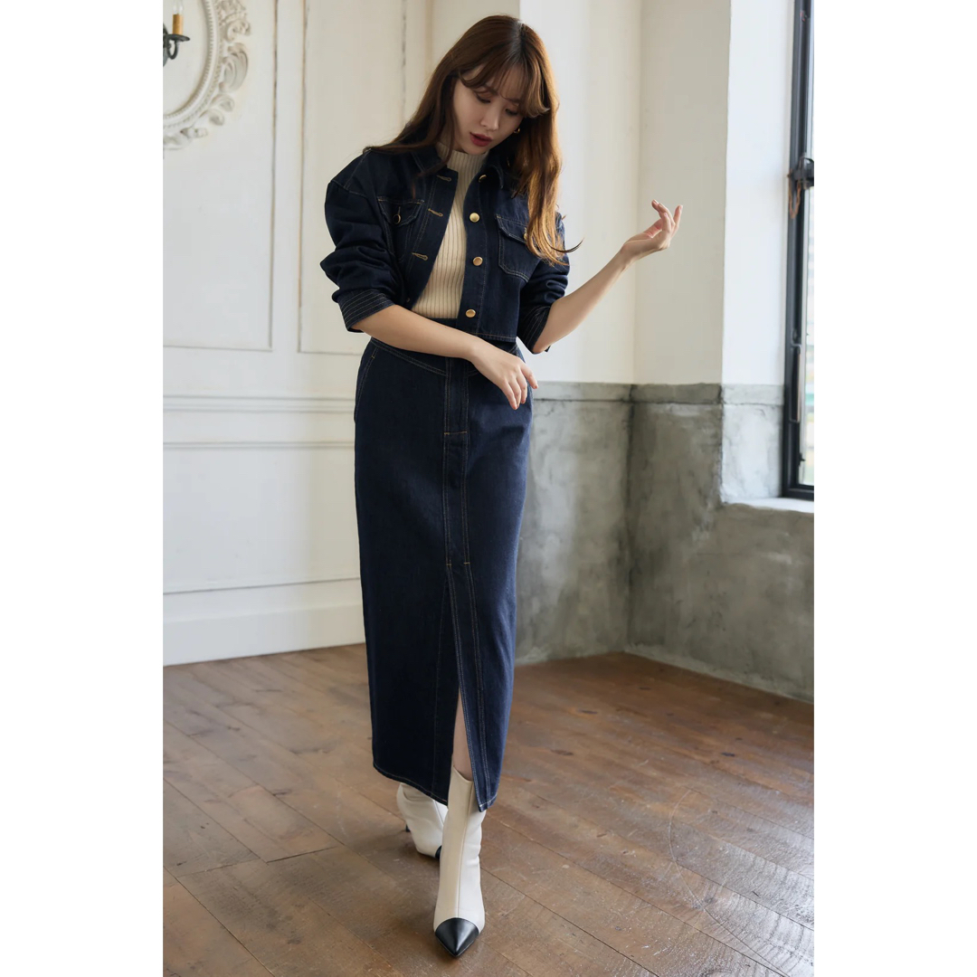 Her lip to(ハーリップトゥ)のHerlipto Milano Front Slit Denim Skirt レディースのスカート(ロングスカート)の商品写真