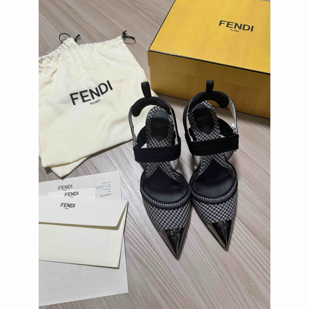 フェンディ FENDI コリブリ 36.5
