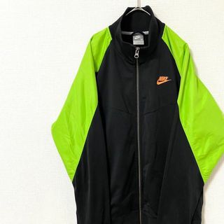 NIKE　FOOTBALL　ジャージセットアップ　ブラック　肩ライン蛍光グリーン