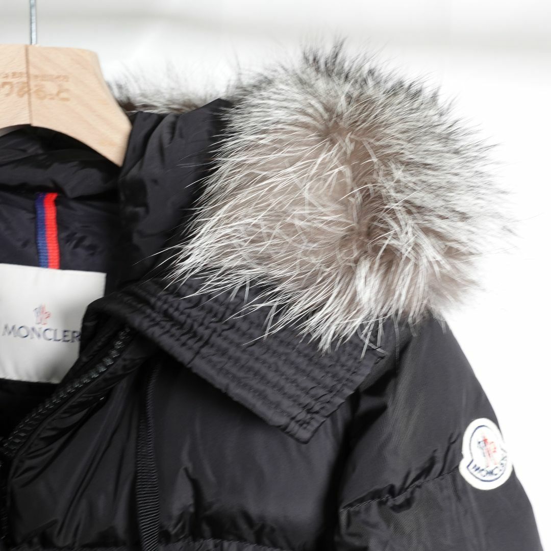 MONCLER コート　モンクレー　リアルファー　0 4