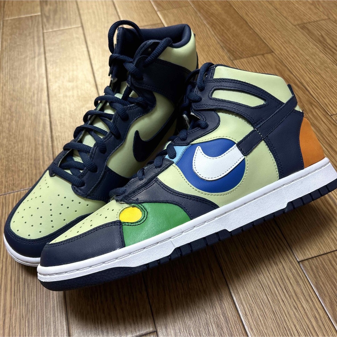 NIKE(ナイキ)のナイキ　ウィメンズ　ダンク　HIGH　LX　DQ7575　スニーカー　シューズ メンズの靴/シューズ(スニーカー)の商品写真