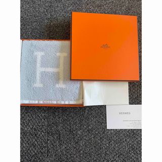 【HERMES】新品未使用箱付きエルメスタオルハンカチし