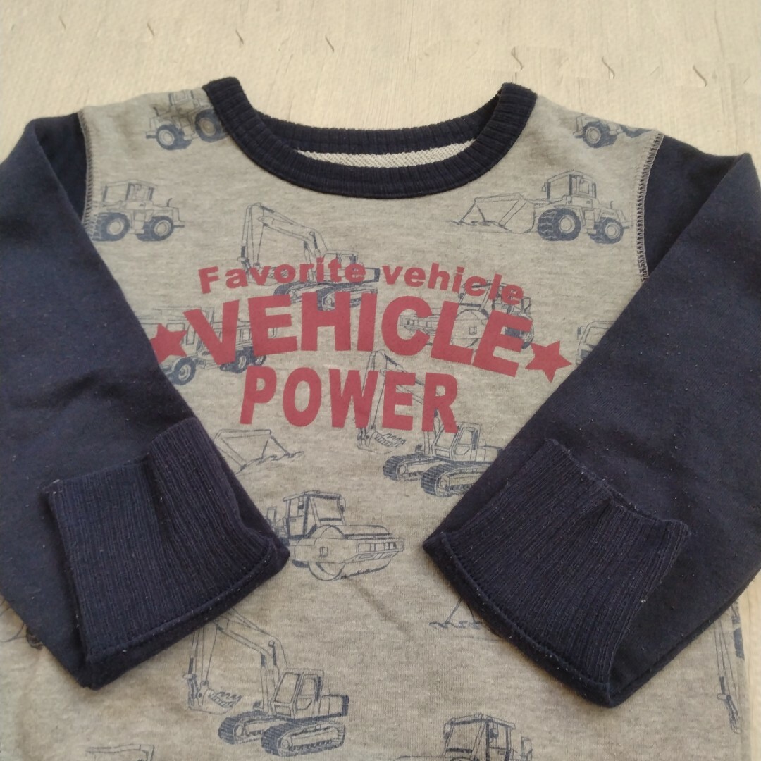 motherways(マザウェイズ)のマザウェイズ　トレーナー　120 車柄 キッズ/ベビー/マタニティのキッズ服男の子用(90cm~)(Tシャツ/カットソー)の商品写真