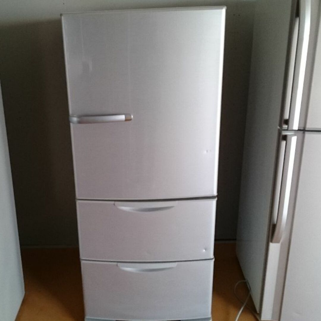 AQUA 冷蔵庫　2015年製ＡＱＵＡ冷蔵庫
