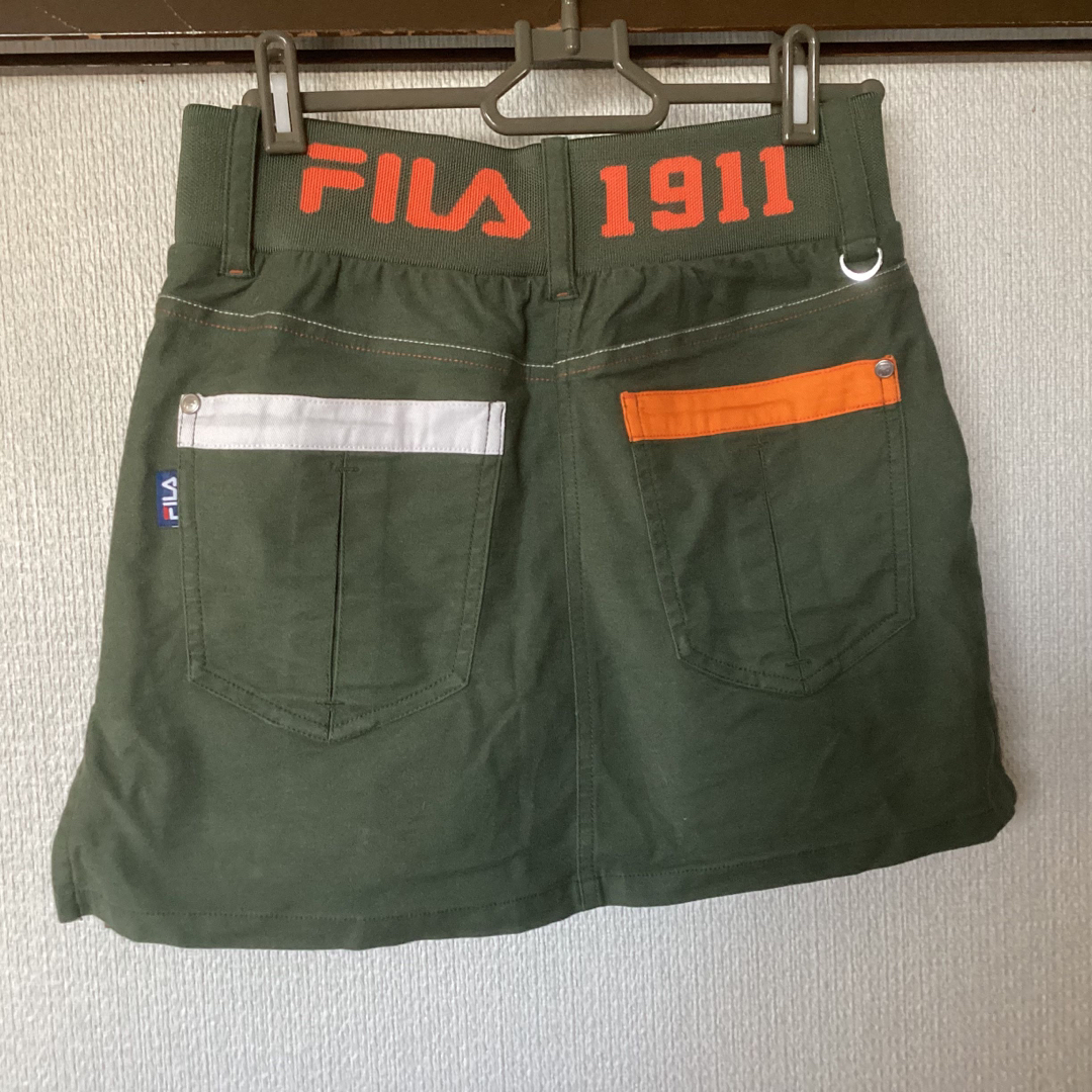 FILA(フィラ)のフィラ　スカート　カーキ スポーツ/アウトドアのゴルフ(ウエア)の商品写真