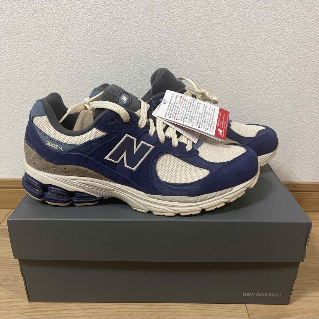 新品New Balance 2002R Navy M2002RG 27.5cm | フリマアプリ ラクマ