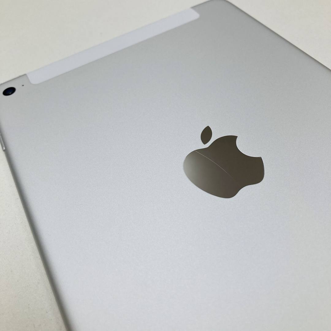 iPad - iPad mini4 セルラーモデル 128GB / docomo / シルバーの通販 ...