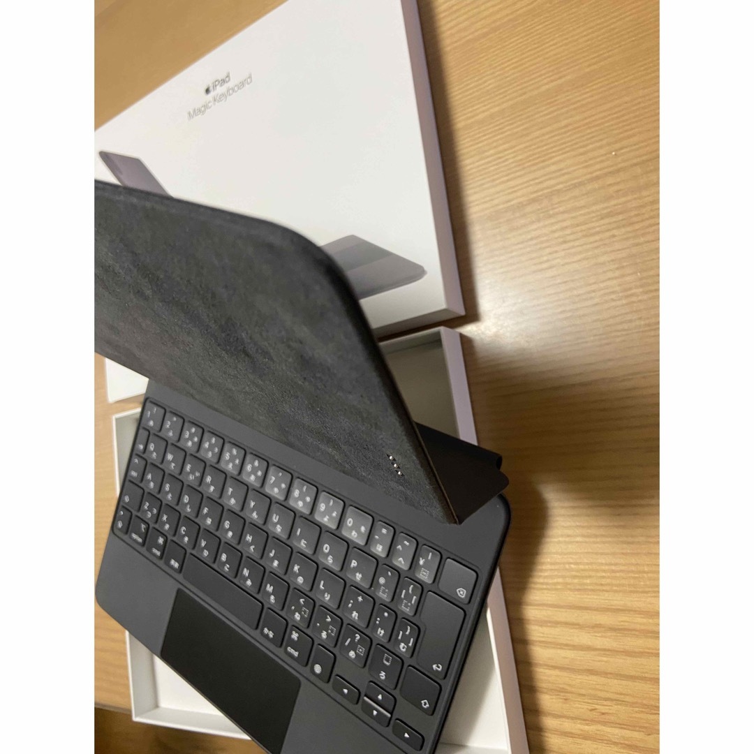 Apple(アップル)のほぼ未使用  Magic Keyboard  MXQT2J/A スマホ/家電/カメラのスマホアクセサリー(iPadケース)の商品写真