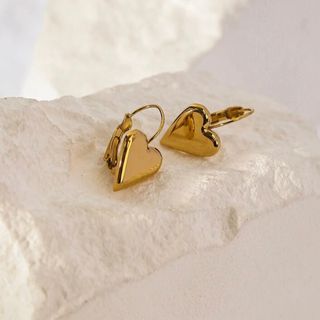 ゴールドステンレス　ハート♡ピアス(ピアス)