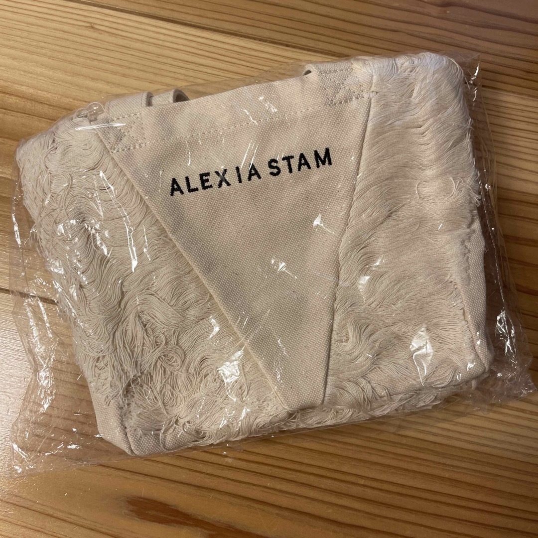 ALEXIA STAM(アリシアスタン)のAlexiastam アリシアスタン　トートバッグ　フリンジ レディースのバッグ(トートバッグ)の商品写真