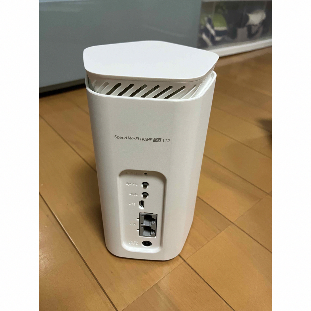 NEC(エヌイーシー)のSpeed Wi-Fi HOME 5G L12 スマホ/家電/カメラのPC/タブレット(PC周辺機器)の商品写真