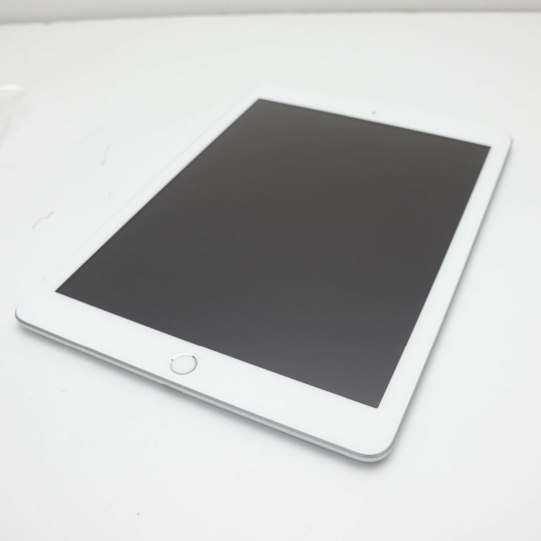 超美品 iPad 第5世代 Wi-Fi 32GB シルバー