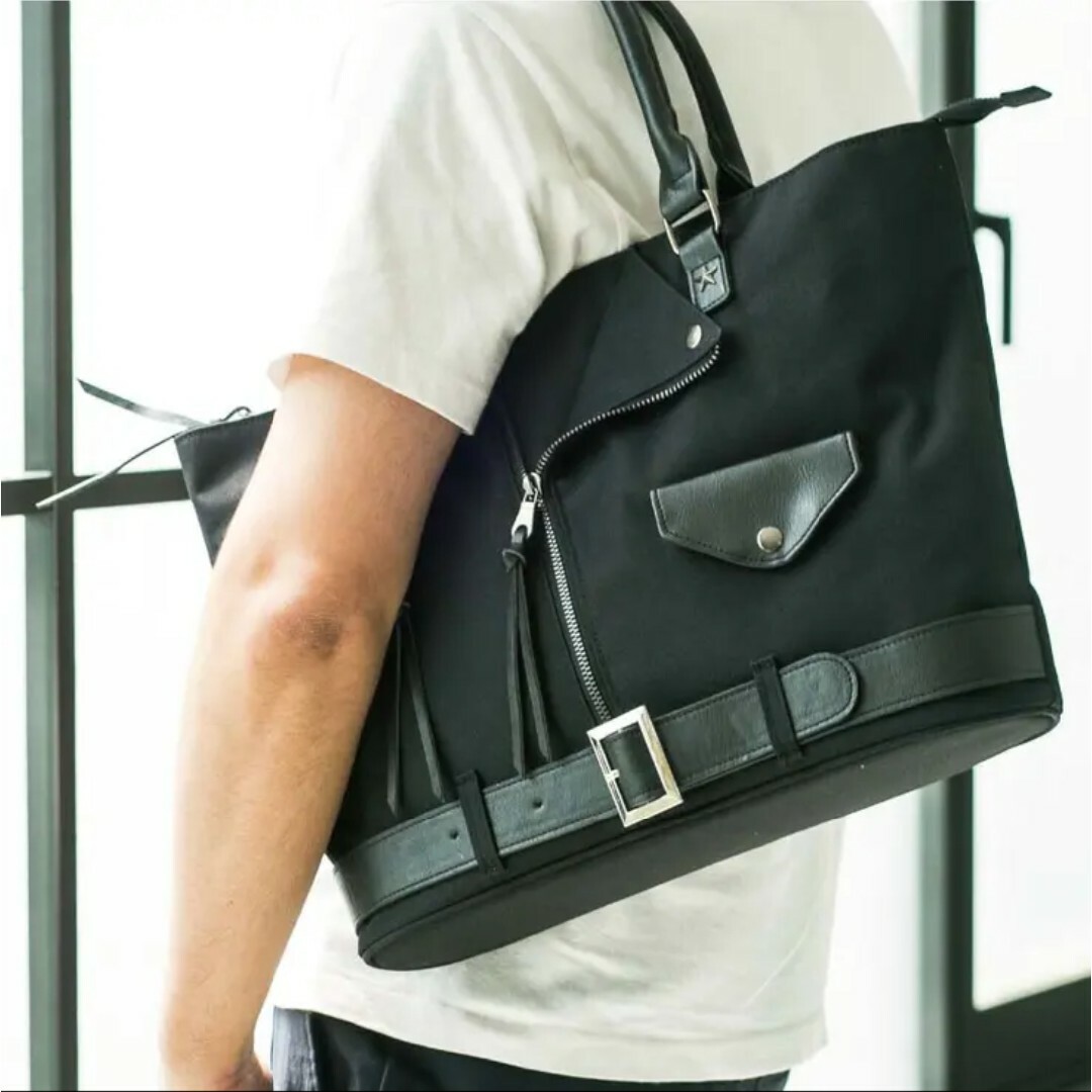 ライダーストートバッグ 黒 多収納 多機能 ブラック レディースのバッグ(トートバッグ)の商品写真