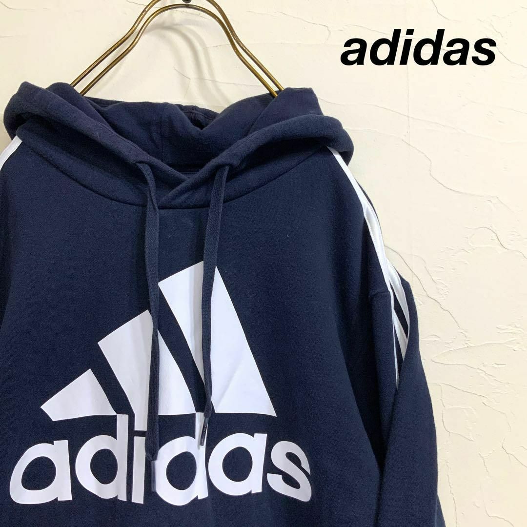 adidas オーバーパフォーマンスロゴ スリーストライプ パーカー