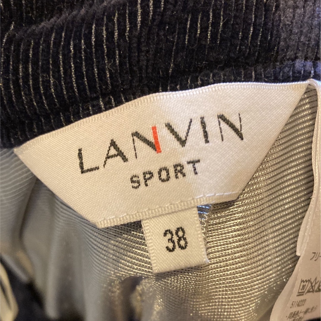 LANVIN(ランバン)のランバン スポール／コーデュロイパンツ／蓄熱／ネイビー スポーツ/アウトドアのゴルフ(ウエア)の商品写真