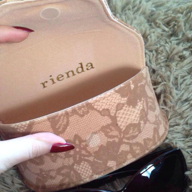 rienda(リエンダ)のriendaサングラス レディースのファッション小物(サングラス/メガネ)の商品写真