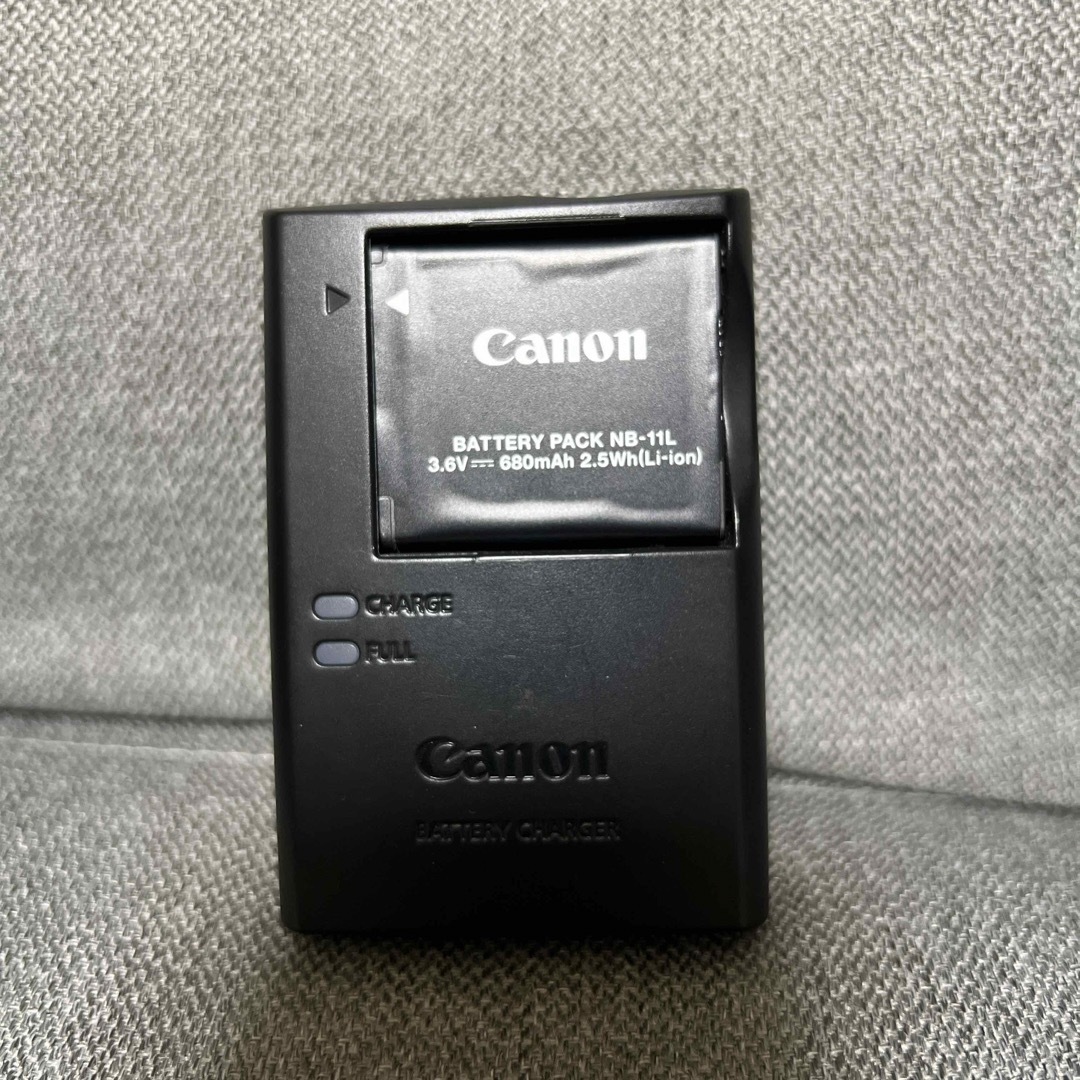 Canon(キヤノン)の【デジカメ】Canon IXY130  スマホ/家電/カメラのカメラ(コンパクトデジタルカメラ)の商品写真