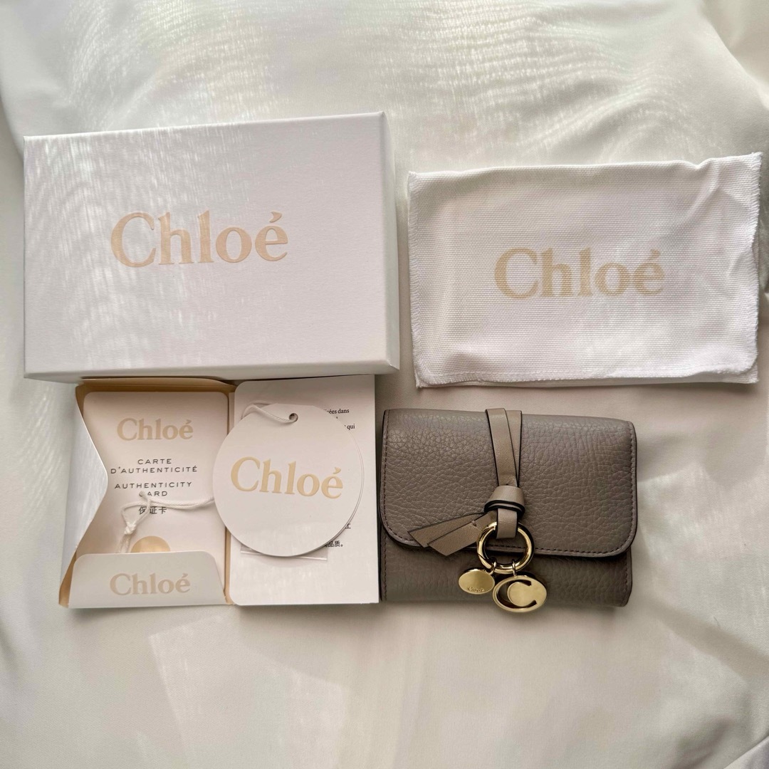 Chloe(クロエ)のクロエ Chloe アルファベット スモールトリフォード 三つ折り財布 レディースのファッション小物(財布)の商品写真