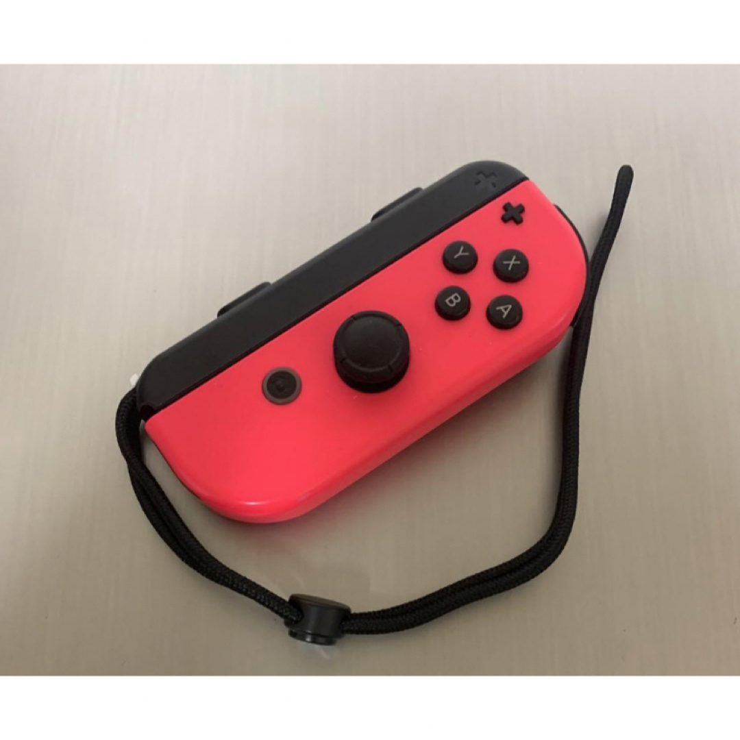 Nintendo Switch(ニンテンドースイッチ)の動作品　Nintendo Switch ジョイコンセット 任天堂 エンタメ/ホビーのゲームソフト/ゲーム機本体(その他)の商品写真