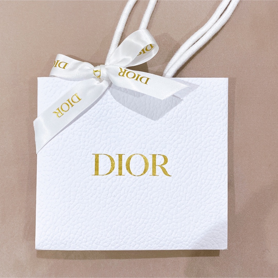 Dior(ディオール)のDior ギフトラッピングセットS インテリア/住まい/日用品のオフィス用品(ラッピング/包装)の商品写真