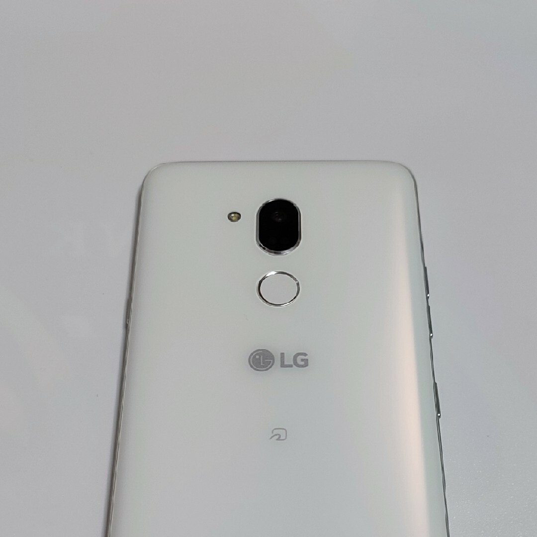 LG Electronics(エルジーエレクトロニクス)のLG電子 Android One X5 ミスティックホワイト Y!Mobile スマホ/家電/カメラのスマートフォン/携帯電話(スマートフォン本体)の商品写真