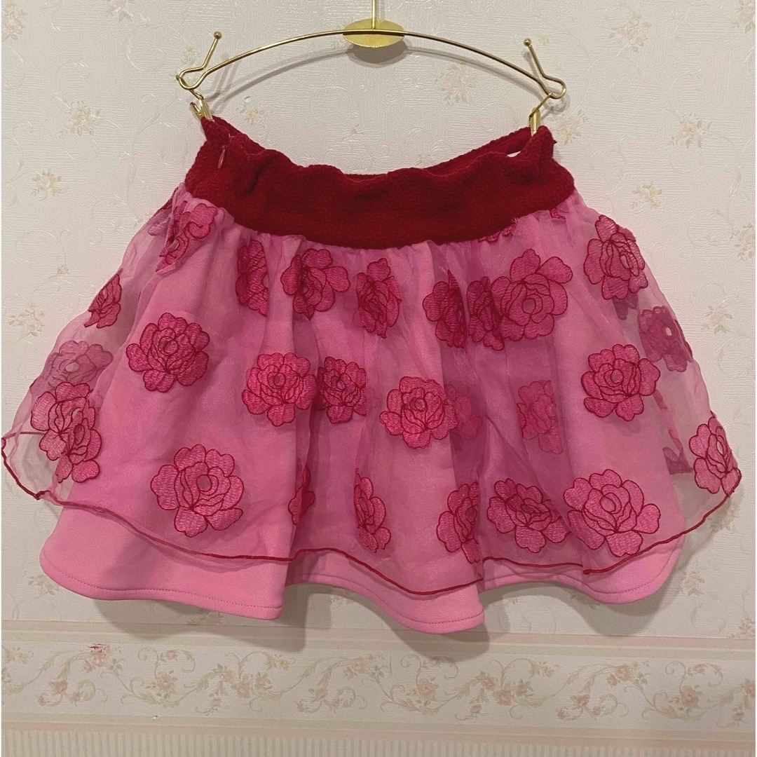 Miss Blumarine✩バラ柄レーススカート