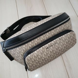 Michael Kors - 【新品】マイケルコース ボディバッグ 37S3LKNC2O-LT