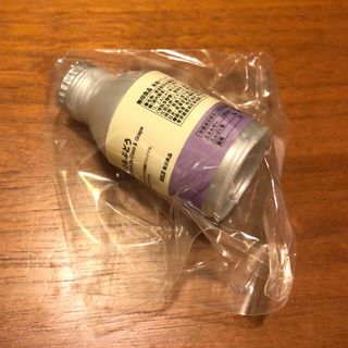 ムジルシリョウヒン(MUJI (無印良品))の無印良品　ミニチュアドリンクマスコット　ガチャ　ナタデココ＆ぶどう(その他)