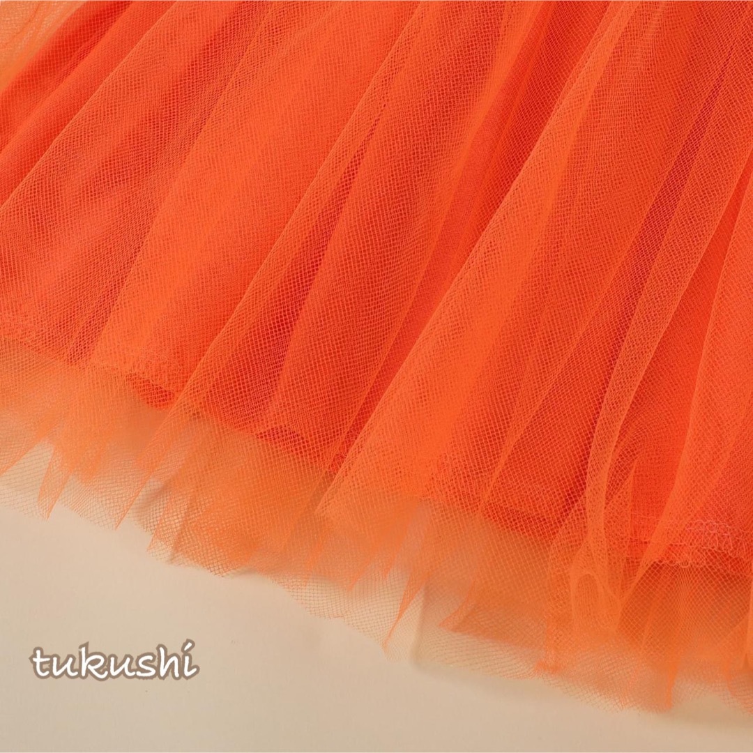 キッズハロウィンコス　ハロウィンマントワンピース　100サイズ　可愛い　オレンジ キッズ/ベビー/マタニティのキッズ服女の子用(90cm~)(ワンピース)の商品写真