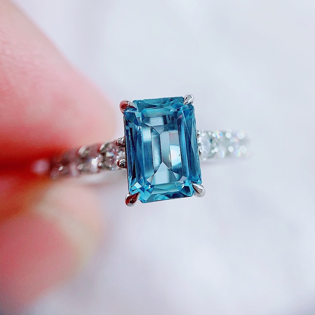 ★1.47ct★✨アクアマリン0.50ctダイヤモンドプラチナリング指輪 レディースのアクセサリー(リング(指輪))の商品写真