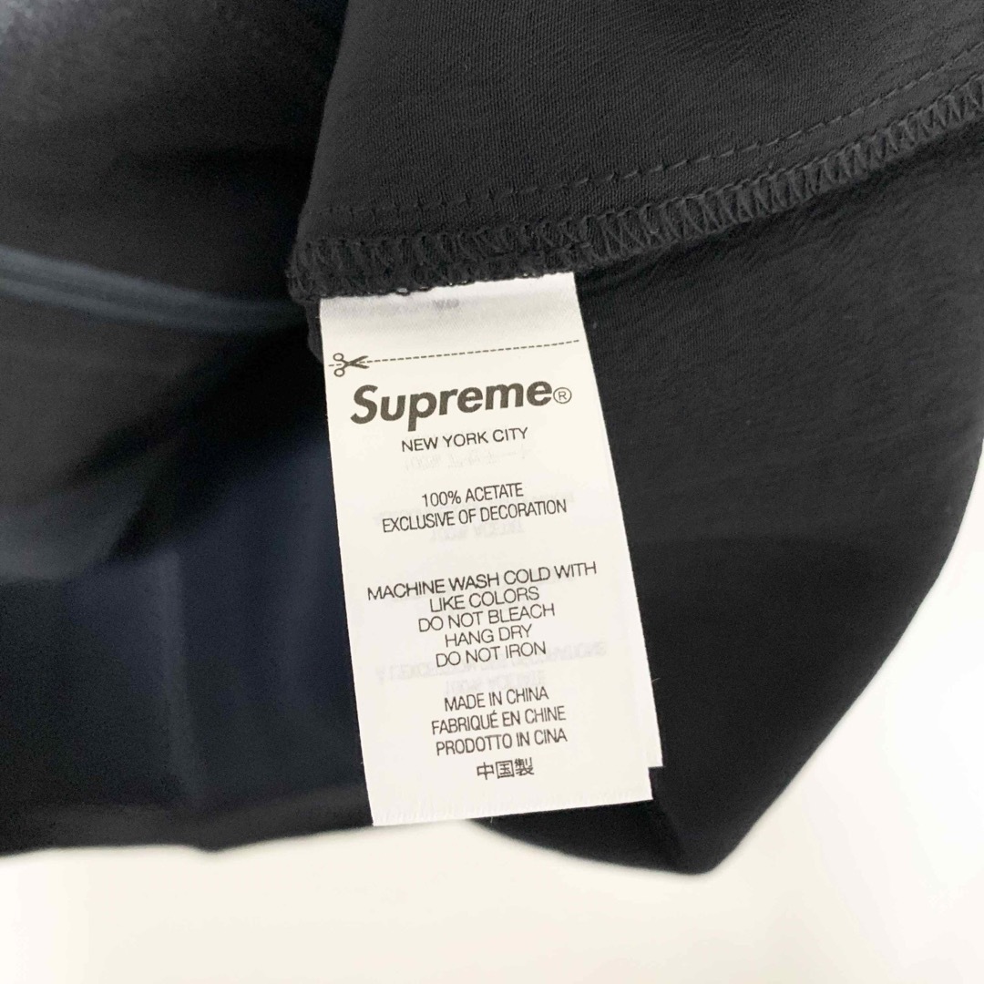 Supreme(シュプリーム)のSupreme Satin Zip Up S/S Work Shirt 黒 S メンズのトップス(シャツ)の商品写真