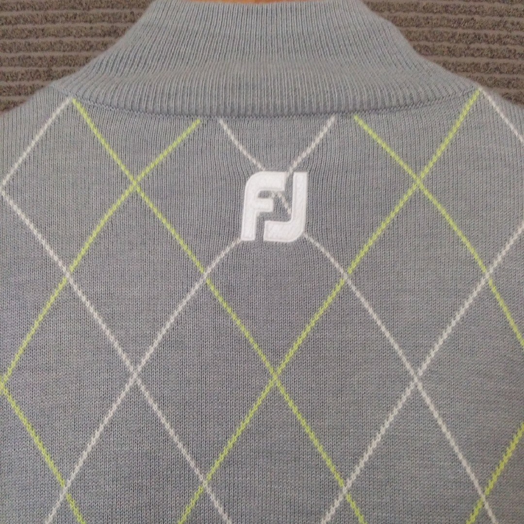FootJoy(フットジョイ)のフットジョイ　ニットジャケット　アウター　中綿入り　セーター　FOOTJOY スポーツ/アウトドアのゴルフ(ウエア)の商品写真