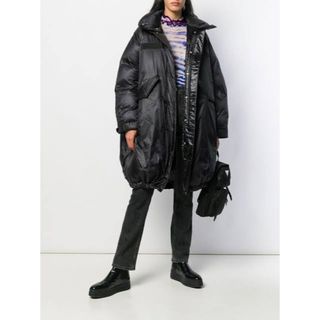 sacai - sacaiダウンジャケット MA-1 定価18万程 定番型ダウン美品 の ...