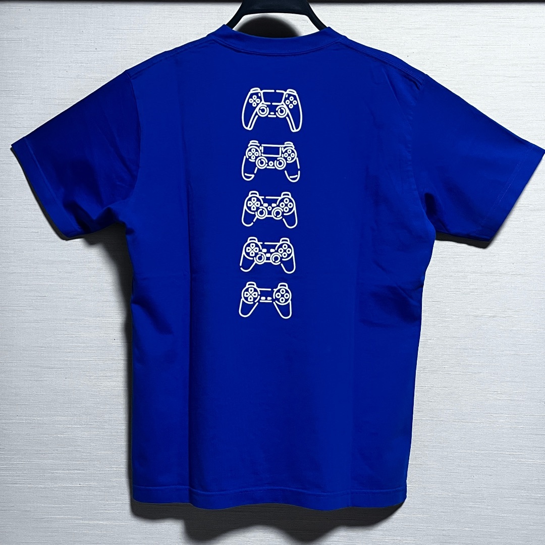 UNIQLO(ユニクロ)のユニクロ プレイステーション UT Tシャツ 青色 Mサイズ 歴代 未使用品 メンズのトップス(Tシャツ/カットソー(半袖/袖なし))の商品写真