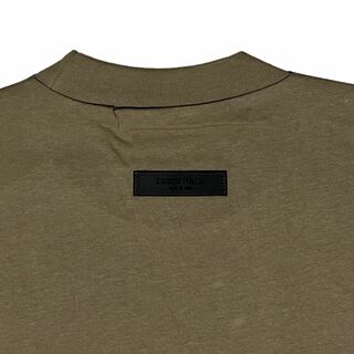 FOG エッセンシャルズ フロント カーキロゴ 半袖 Tシャツ ブラック XL