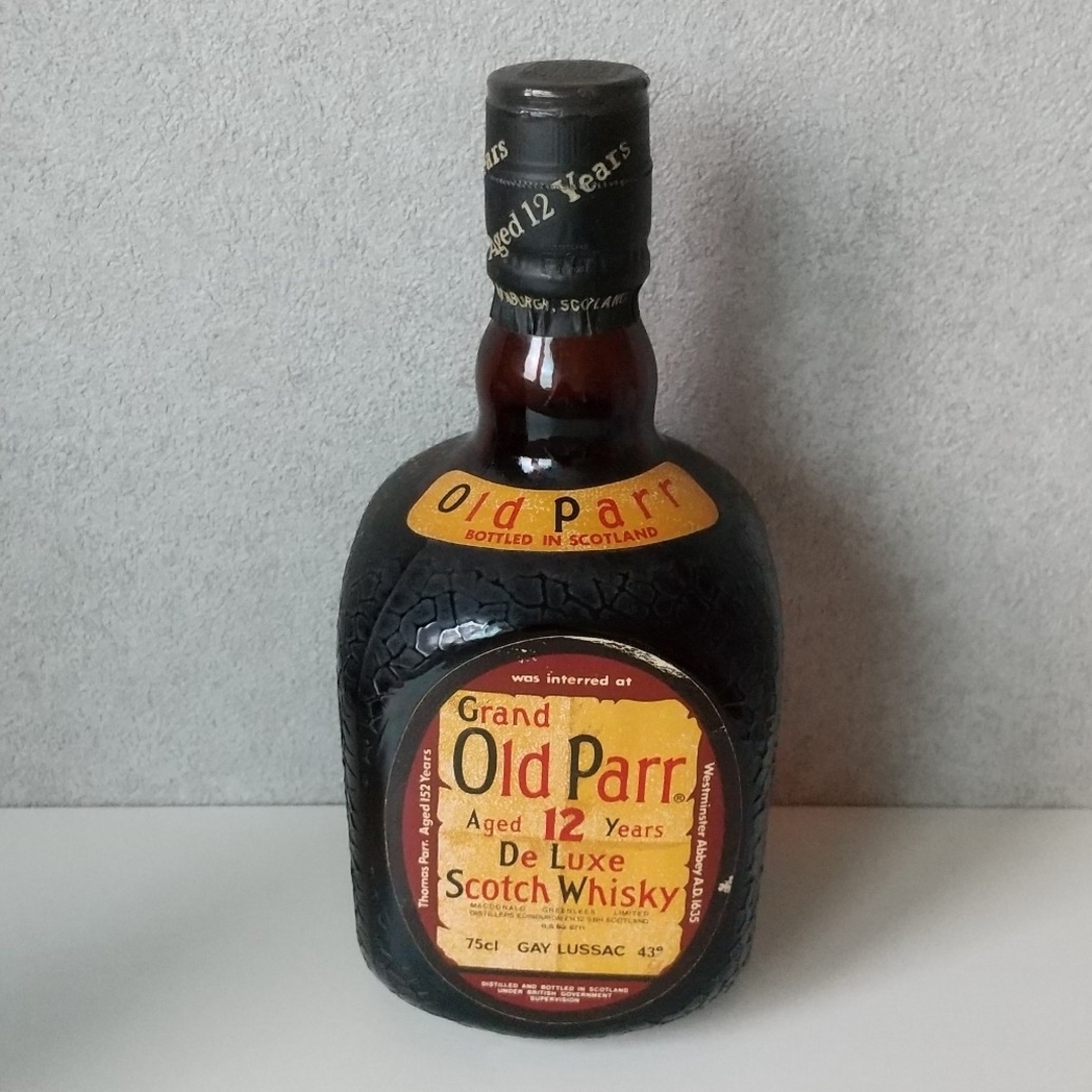 サントリー(サントリー)のGrand Old Parr グランド オールドパー 12年 食品/飲料/酒の酒(ウイスキー)の商品写真