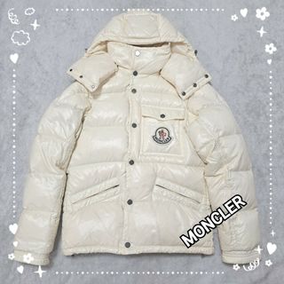 モンクレール クリーム ダウンジャケット(メンズ)の通販 16点