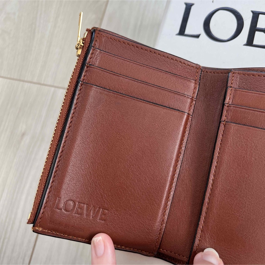 財布LOEWE ロエベ アナグラム柄 バーティカルウォレット 折財布 - 財布