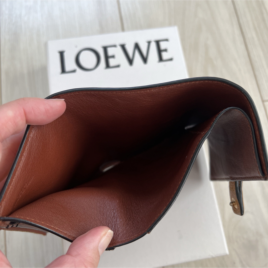 LOEWE  ロエベ　 アナグラム柄　 バーティカルウォレット 折財布