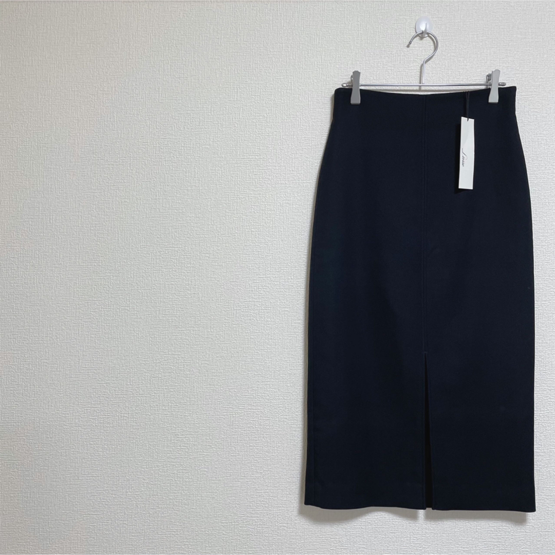 【新品タグ付】Liesseフロントスリットタイトスカート　ネイビー　サイズ3 5