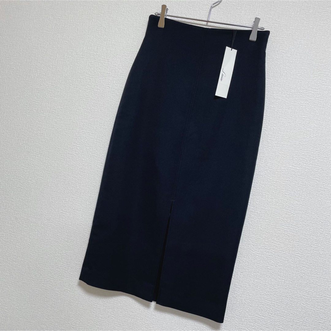 【新品タグ付】Liesseフロントスリットタイトスカート　ネイビー　サイズ3