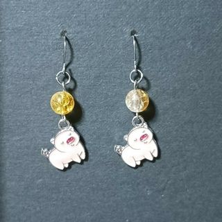 ブタ　黄色　ピアス(ピアス)