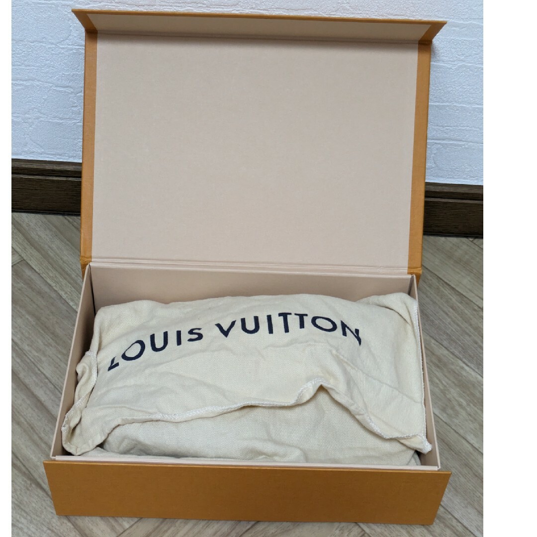 裏張り済み♡ LOUIS VUITTON カデナ付き パンプス