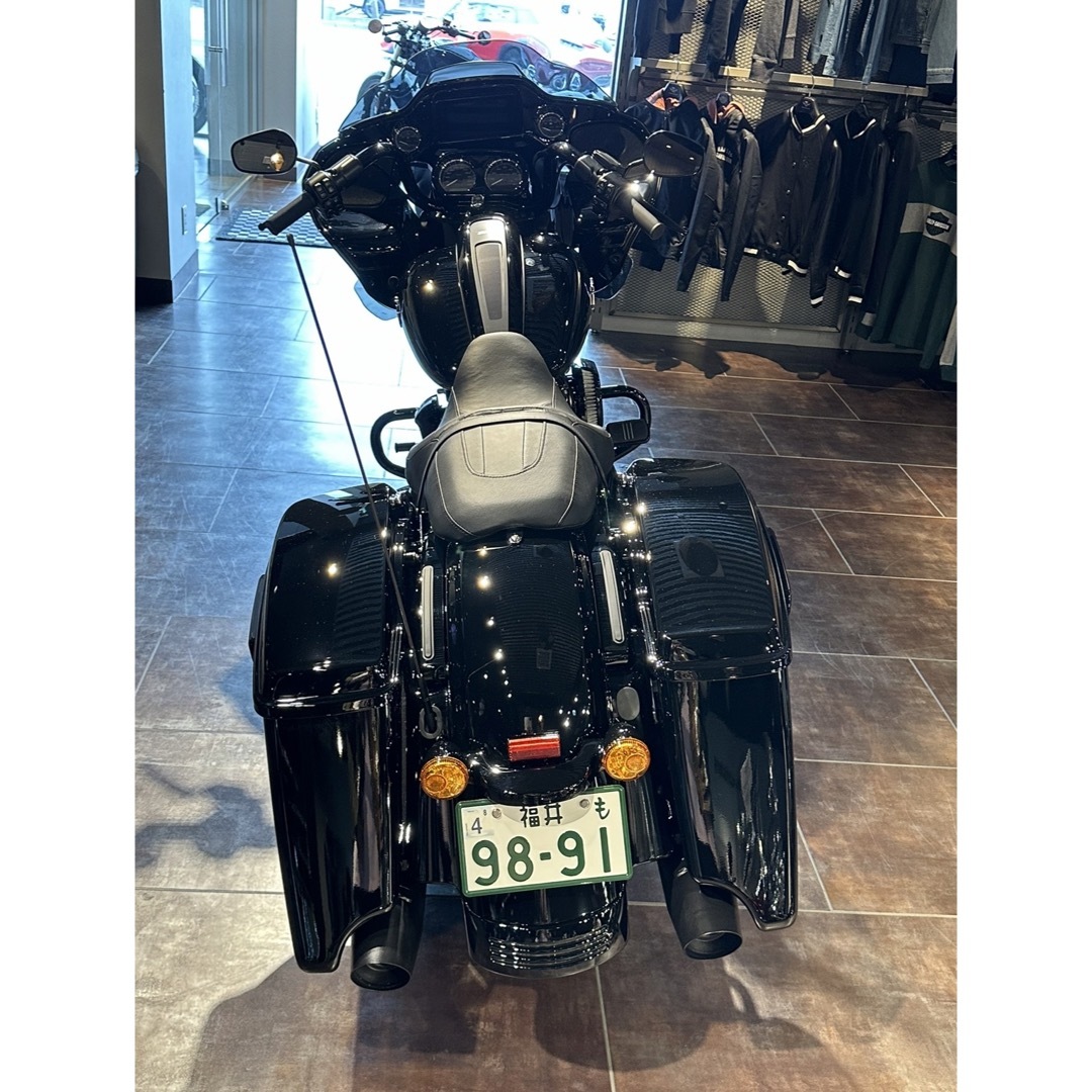 Harley Davidson(ハーレーダビッドソン)のハーレーダビッドソン　純正サドルバッグ　ボックス 自動車/バイクのバイク(パーツ)の商品写真