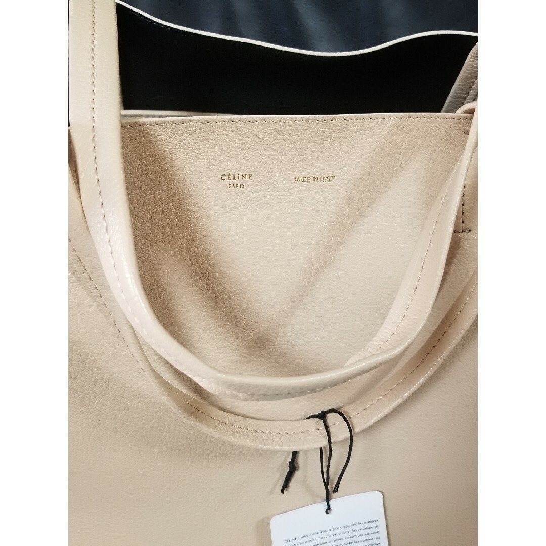 celine(セリーヌ)の【値札付き新品未使用】CELINE トートバッグ カバ ベージュ レザー レディースのバッグ(トートバッグ)の商品写真